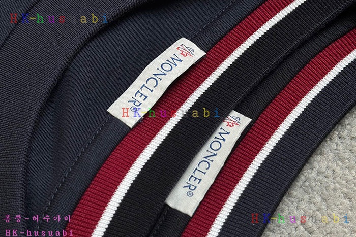 NEW 몽클레어 반팔티 신상 M 6570021