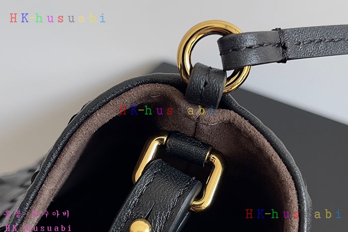 ★미러급★보테가 베네타 스몰 피나코테카 819004