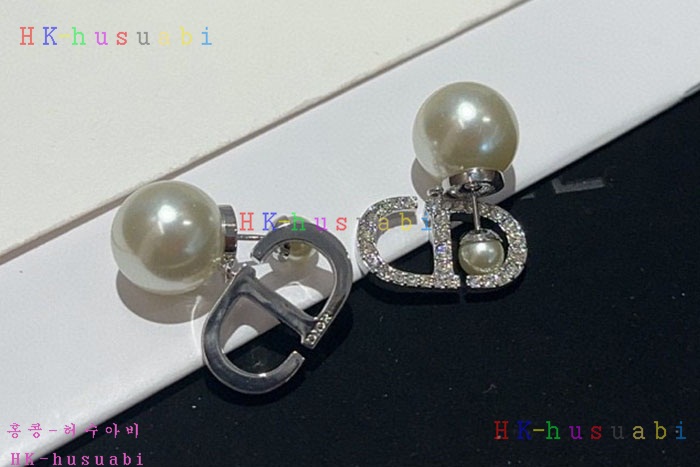 NEW 디올 귀걸이 신상 DR 855017