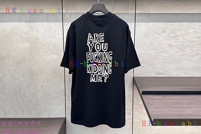 NEW 셀린느 반팔티 신상 C 8857001