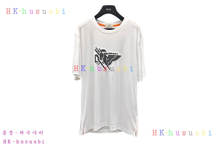NEW 에르메스 반팔티 신상 H 3088043
