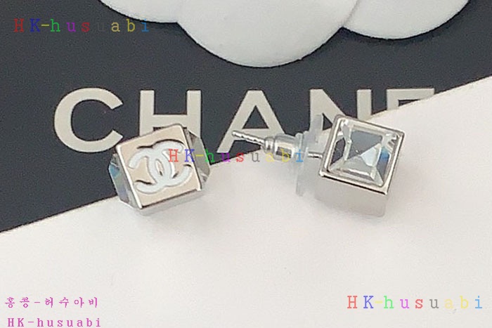 NEW 샤넬 귀걸이 신상 C 6922513