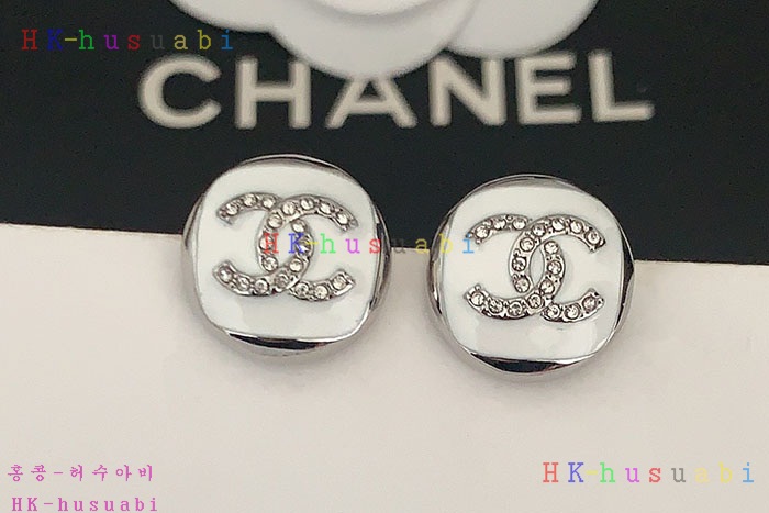 NEW 샤넬 귀걸이 신상 C 6922523