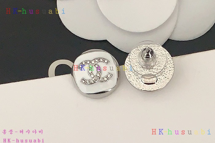 NEW 샤넬 귀걸이 신상 C 6922523