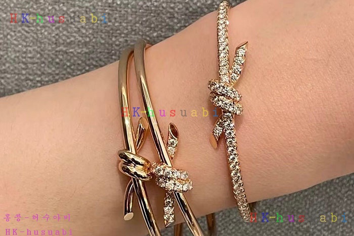NEW 티파니앤코 팔찌 신상 T 958001