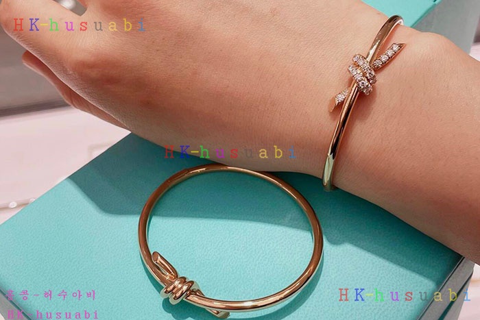 NEW 티파니앤코 팔찌 신상 T 958001
