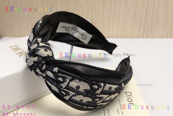 NEW 디올 헤어밴드 신상 D 8570457