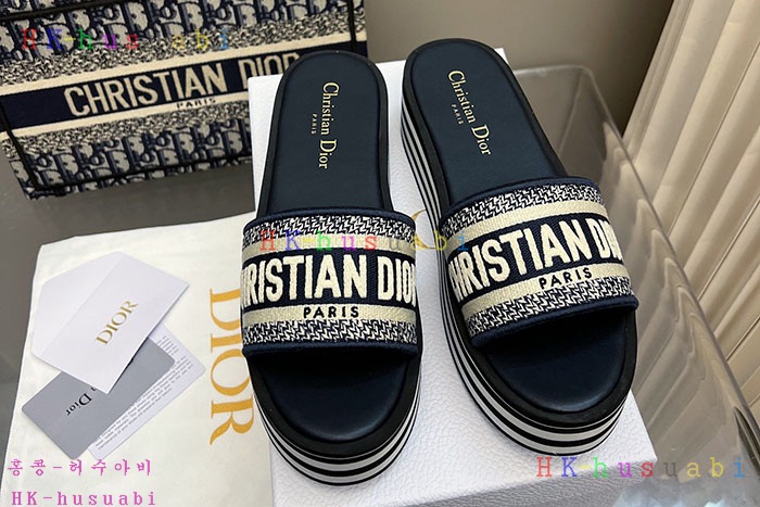 NEW 디올 샌들 신상 DR 1110406