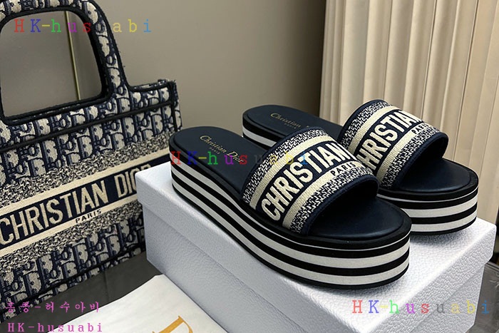 NEW 디올 샌들 신상 DR 1110406