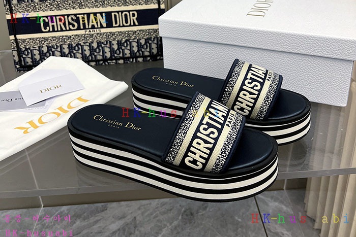 NEW 디올 샌들 신상 DR 1110406