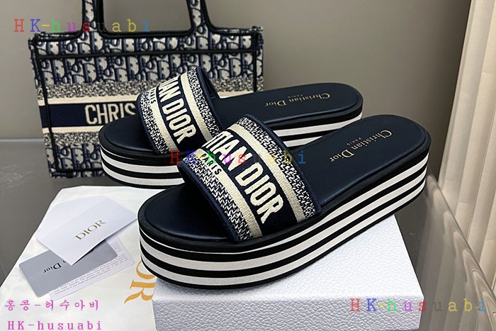 NEW 디올 샌들 신상 DR 1110406