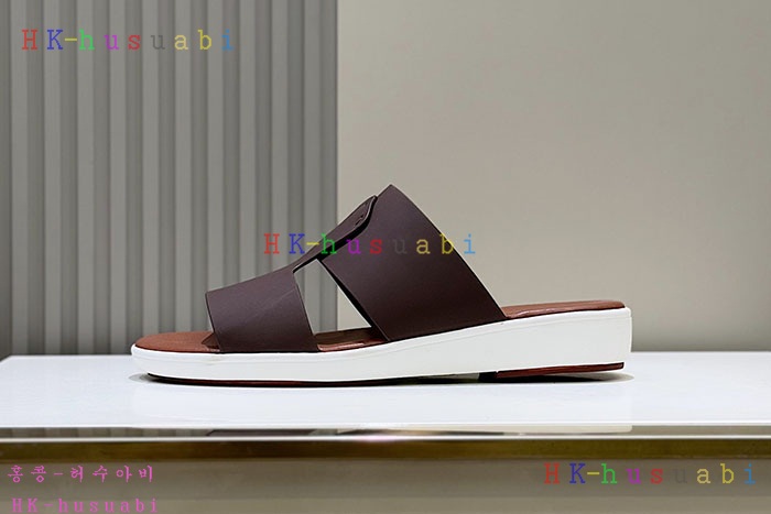 NEW 로로피아나 샌들 신상 LP  9580042