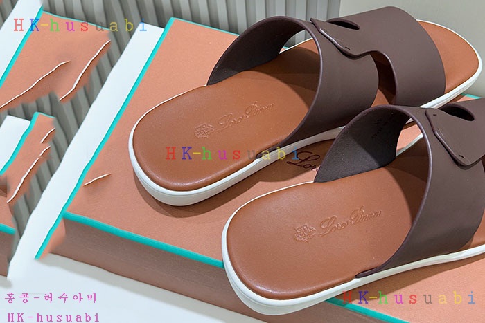 NEW 로로피아나 샌들 신상 LP  9580042