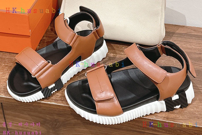 NEW 에르메스 샌들 신상 H 934704