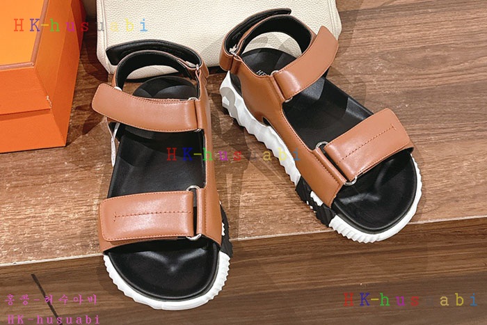 NEW 에르메스 샌들 신상 H 934704