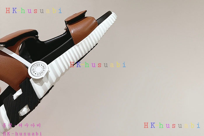 NEW 에르메스 샌들 신상 H 934704
