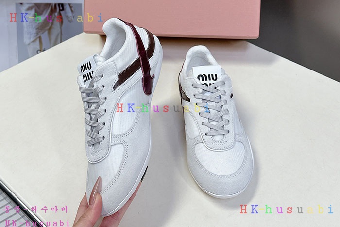 NEW 미우미우 신발 신상 MU 8858048