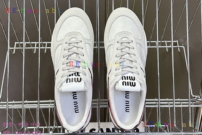 NEW 미우미우 신발 신상 MU 8858048