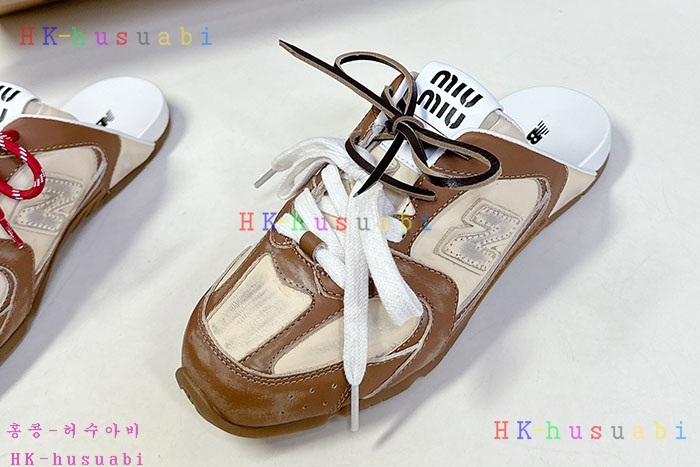 NEW 미우미우 신발 신상 MU 885901
