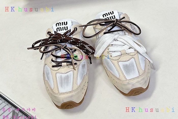 NEW 미우미우 신발 신상 MU 885902