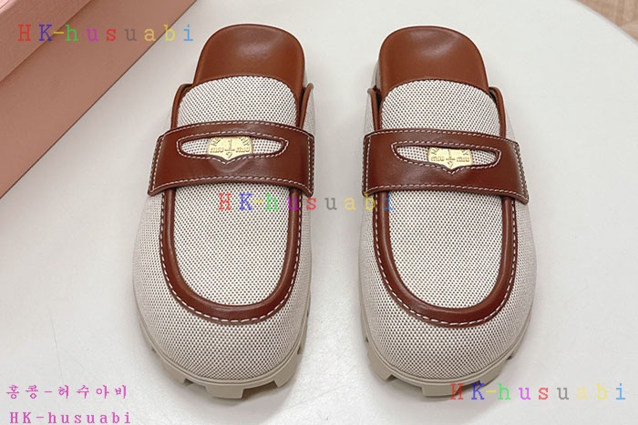NEW 미우미우 신발 신상 MU 885904