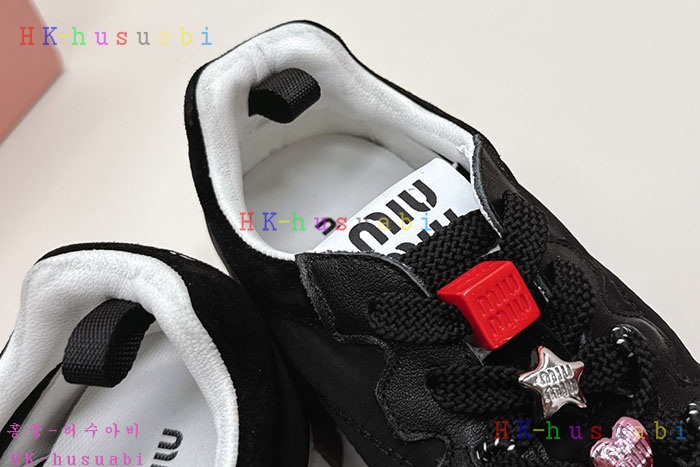 NEW 미우미우 신발 신상 MU 885910