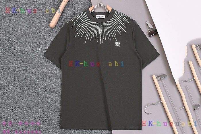 NEW 미우미우 반팔티 신상 M 8524077