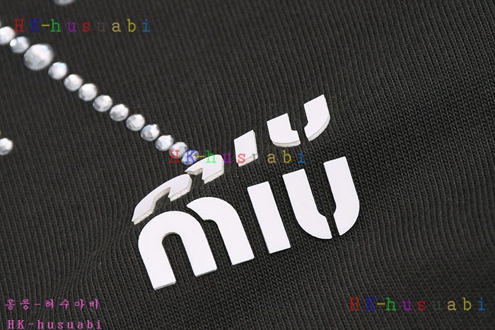 NEW 미우미우 반팔티 신상 M 8524077
