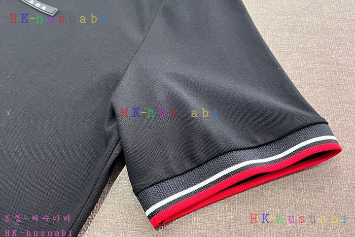NEW 프라다 카라 반팔티 신상 P 2857014