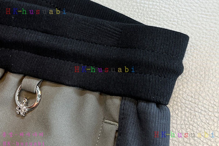 NEW 프라다 반바지 신상 P 2857021