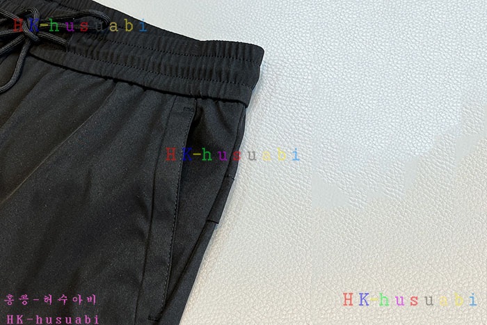 NEW 프라다 반바지 신상 P 2857026