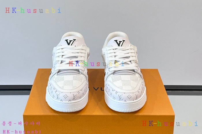 NEW 루이비통 스니커즈 신상 LV 2558017