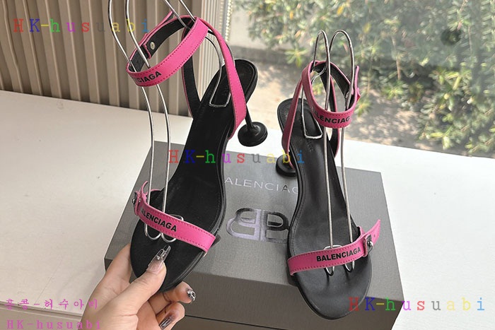 NEW 발렌시아가 신발 신상 B 5594406