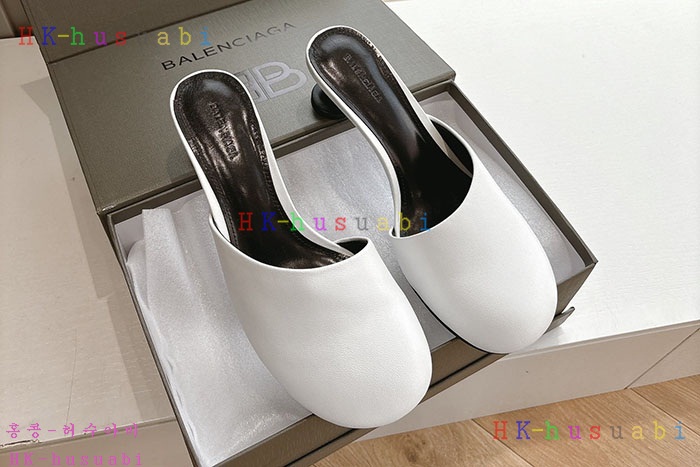 NEW 발렌시아가 신발 신상 B 5594415