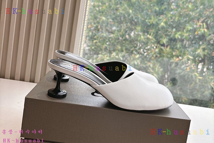 NEW 발렌시아가 신발 신상 B 5594415