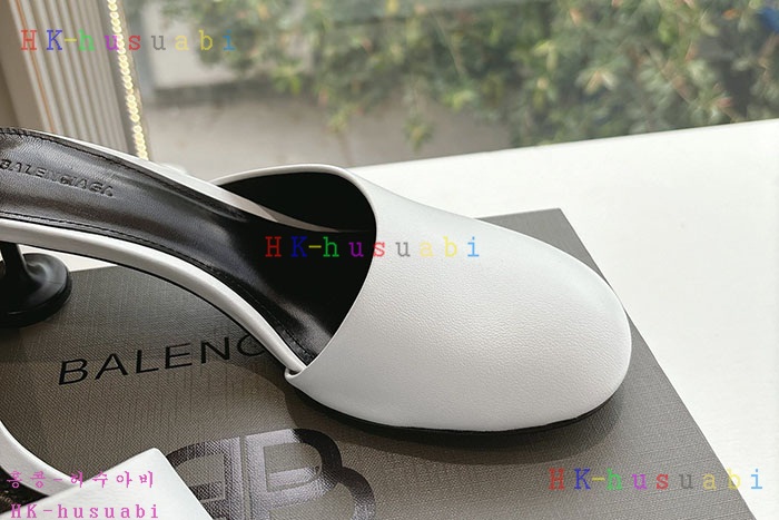 NEW 발렌시아가 신발 신상 B 5594415