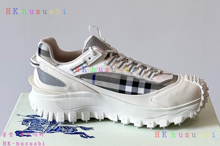 NEW 버버리 스니커즈 신상 B 1150042