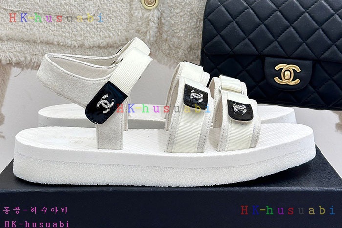 NEW 샤넬 샌들  신상 C 995807