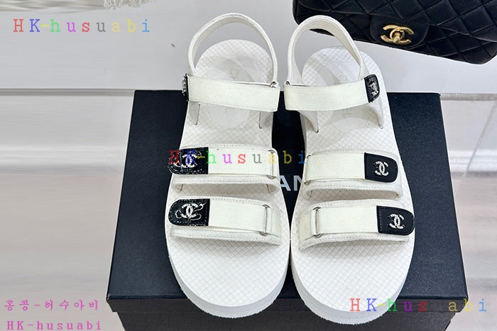 NEW 샤넬 샌들  신상 C 995807