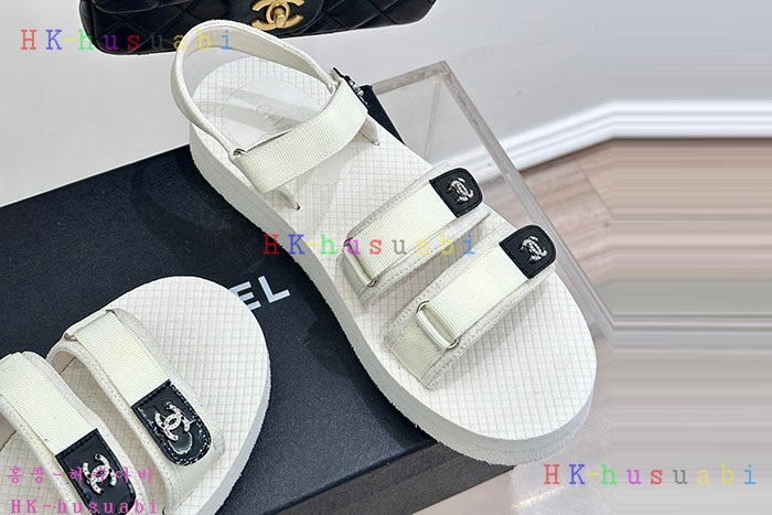 NEW 샤넬 샌들  신상 C 995807