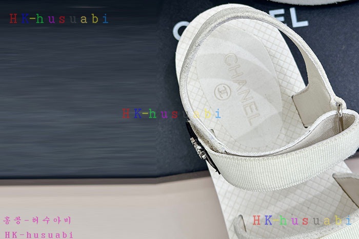 NEW 샤넬 샌들  신상 C 995807