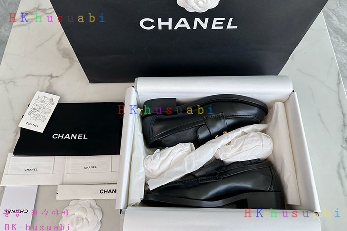 NEW 샤넬 로퍼  신상 C 3046601