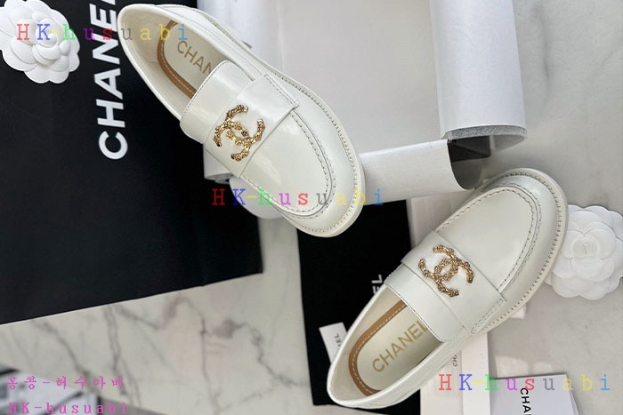 NEW 샤넬 로퍼  신상 C 3046602