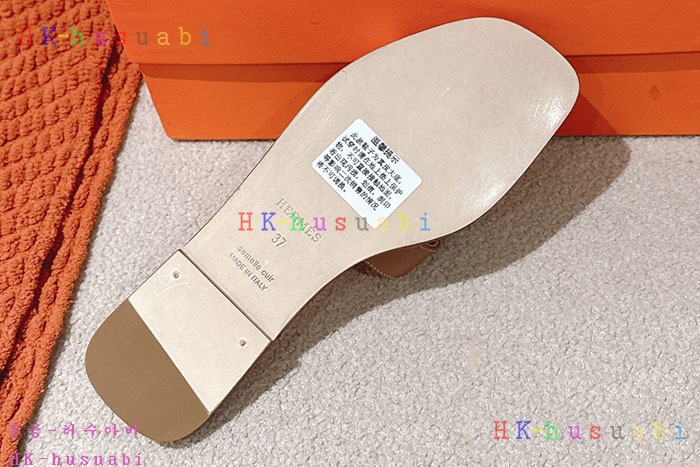NEW 에르메스 샌들 신상 H 4570042