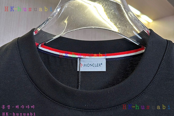 NEW 몽클레어 반팔티 신상 M 2254402