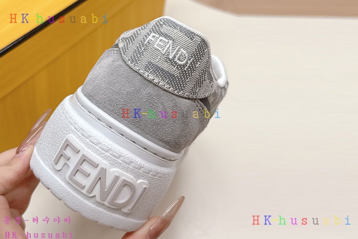 NEW 펜디 스니커즈 신상 FD 2955012