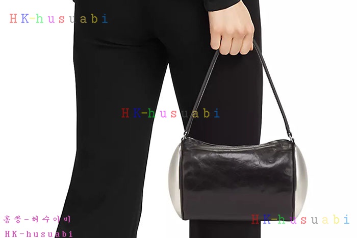 ★미러급★알렉산더왕 블랙 돔 배럴 포셰트 숄더백 W 528901