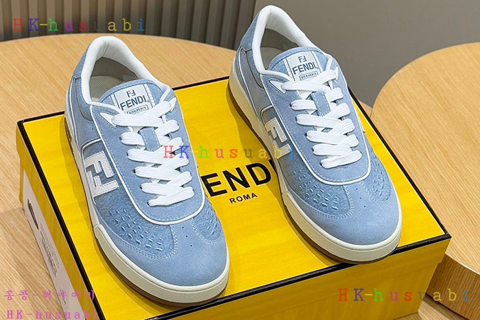 NEW 펜디 스니커즈 신상 FD 588244