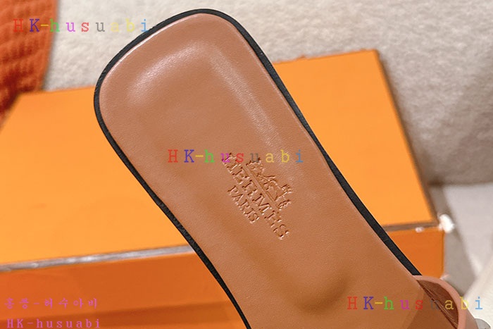 NEW 에르메스 샌들 신상 H 8028045