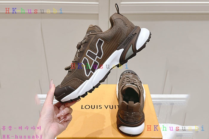 NEW 루이비통 스니커즈 신상 LV  9225001